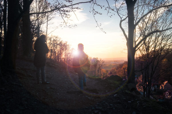 Kinder des Lichts, Sonnenuntergang in Dresden